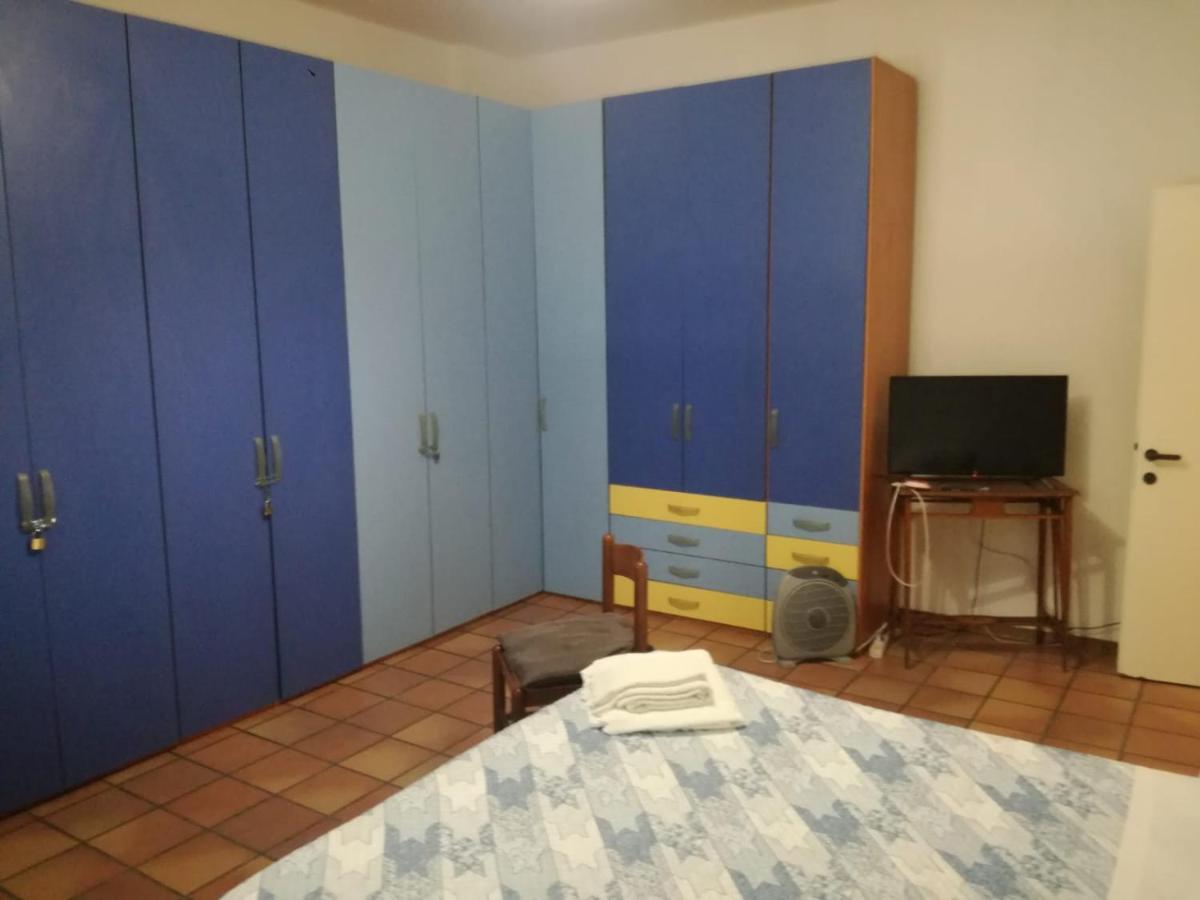 Hause Megghi Apartment กัมบาสซี แตร์เม ภายนอก รูปภาพ